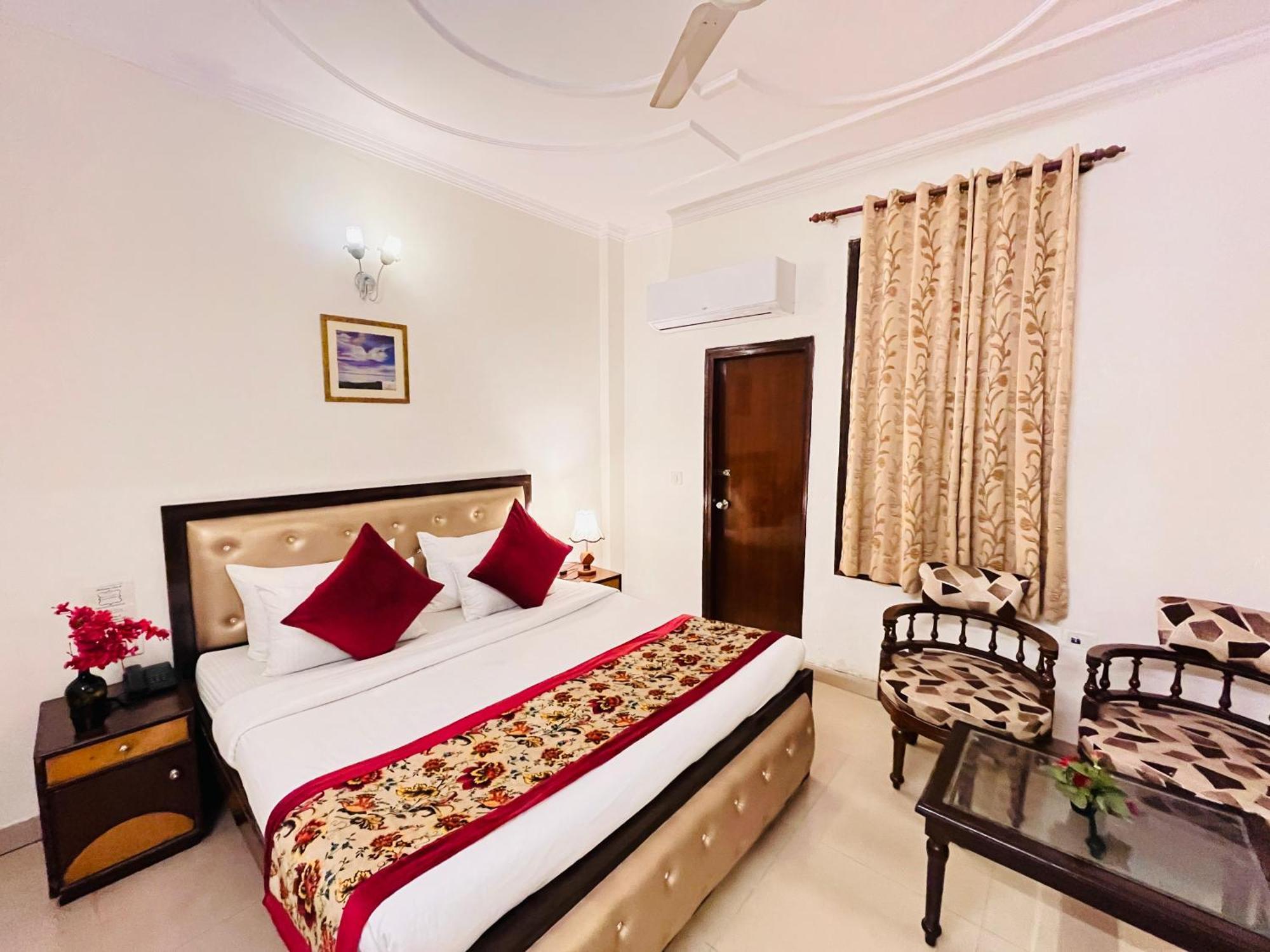 Hotel Paras - Karol Bagh Delhi Экстерьер фото